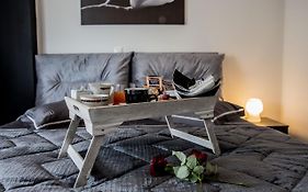 Escape Luxury Apartment